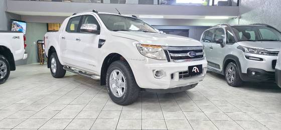 FORD RANGER 3.2 LIMITED PLUS 4X4 CD 20V DIESEL 4P AUTOMÁTICO